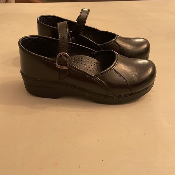 DANSKO Black Leather Mary Jane Clogs 38 - US 8.5. - Picture 2 of 6